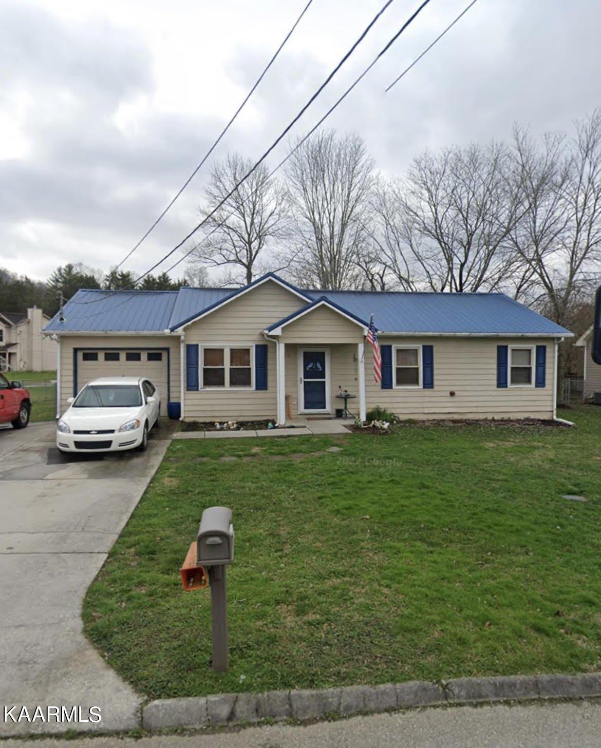 Ashford Glen Dr, Knoxville, TN 37918