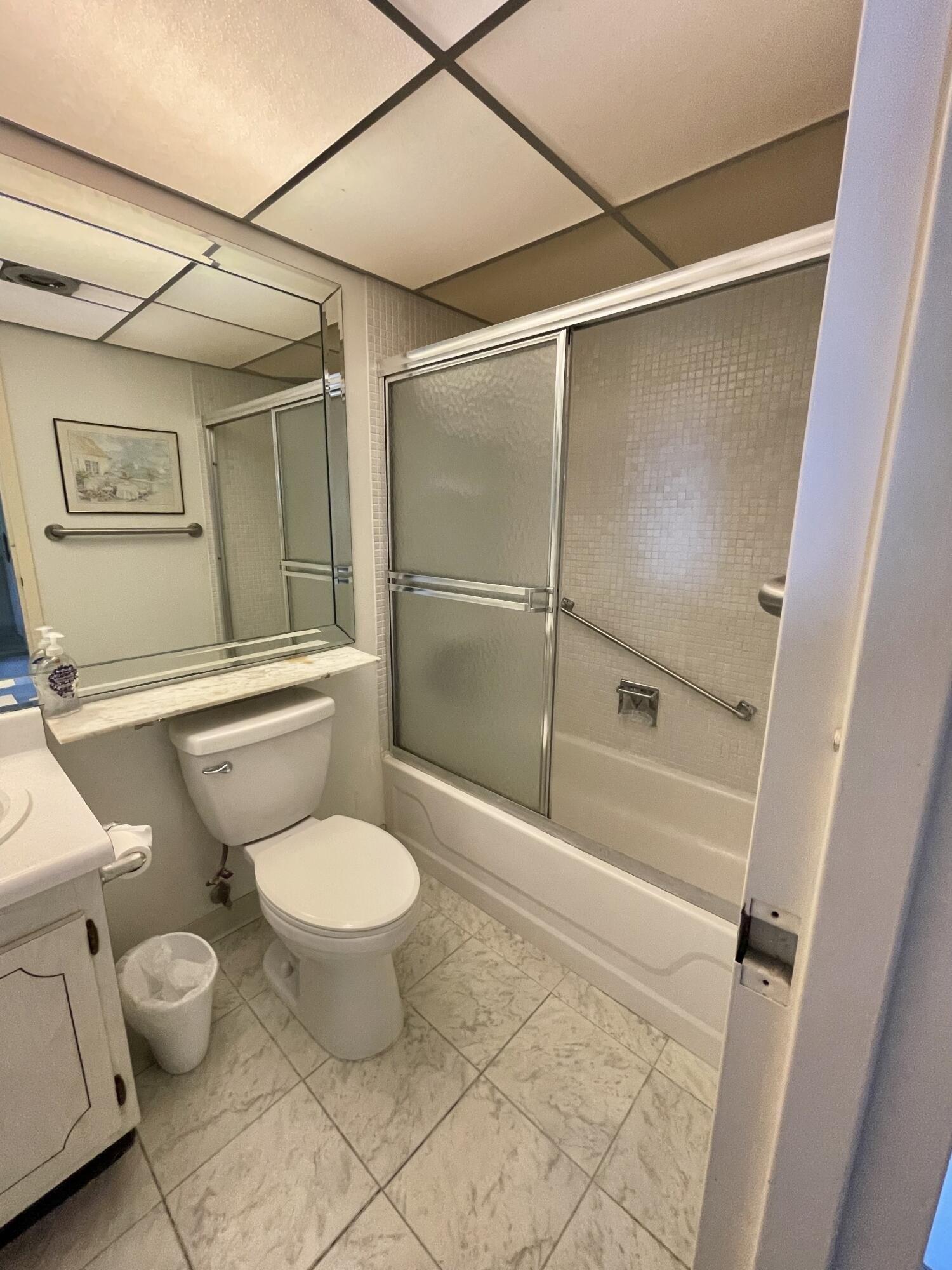 Saxony J, Delray Beach, FL 33446