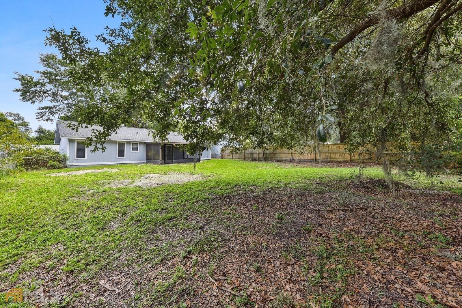 Sunnyside Dr, Saint Marys, GA 31558