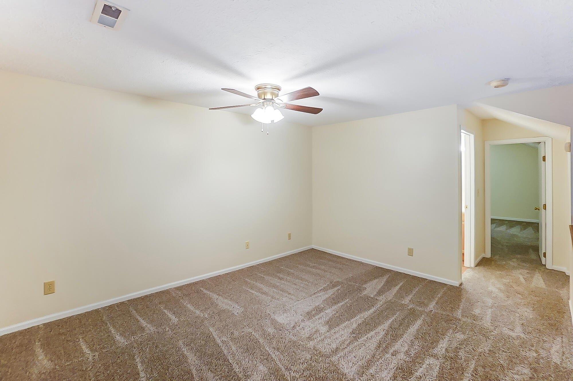 Ryland Dr, Springfield, OH 45503