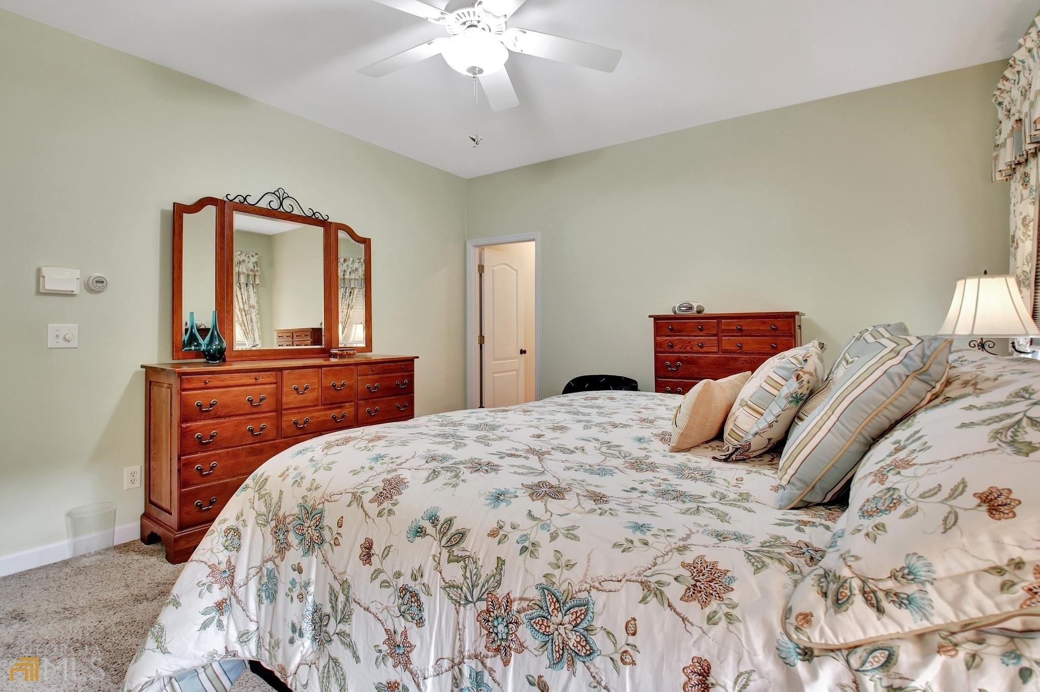 Dixon Cir, Fayetteville, GA 30215