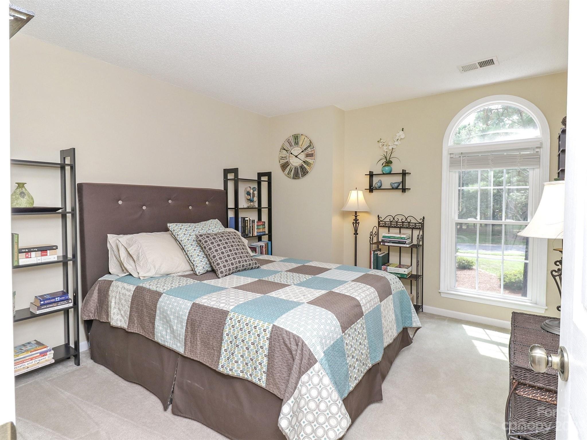 Ridge Acres Rd, Charlotte, NC 28214