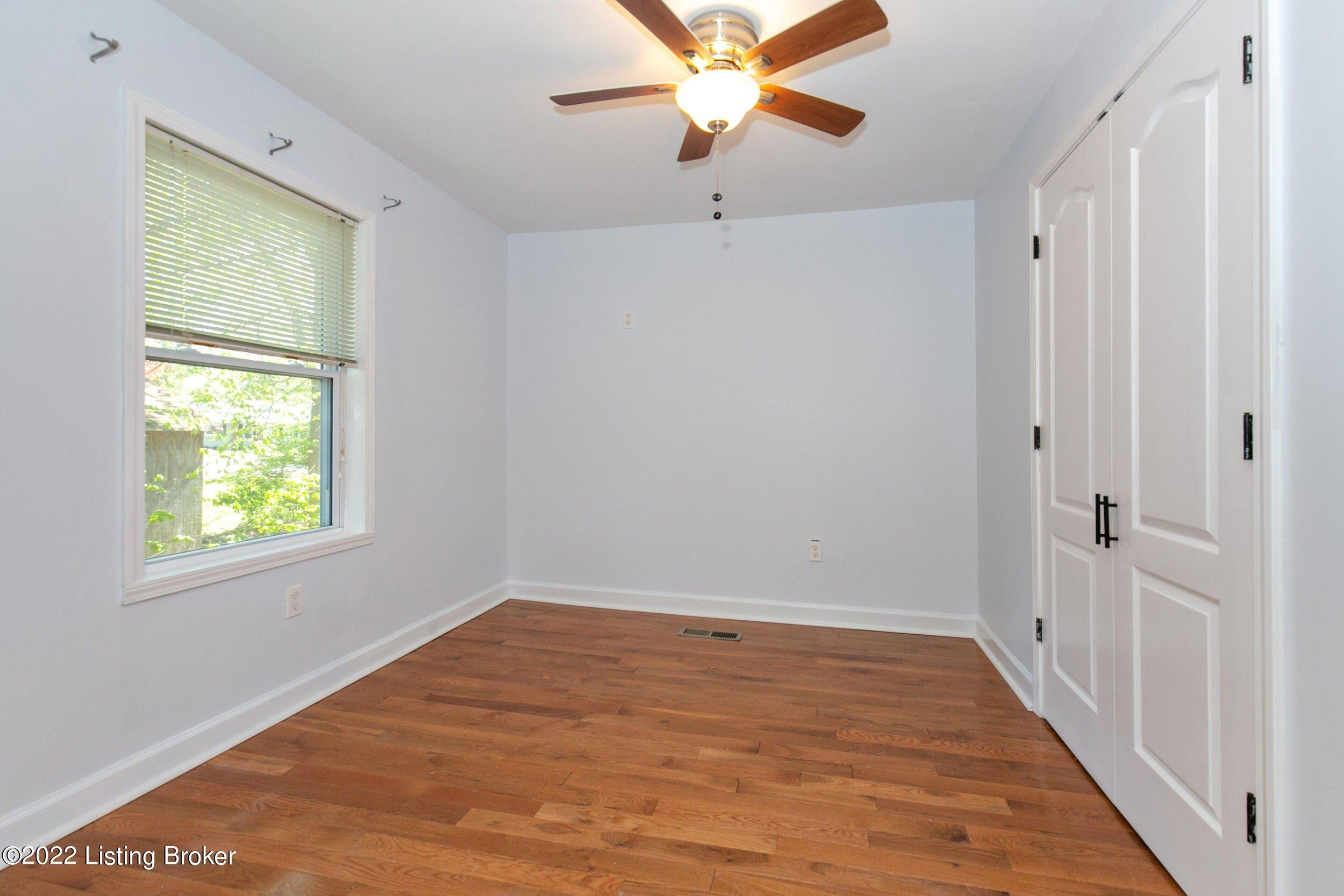 Ormsby Ln, Louisville, KY 40222
