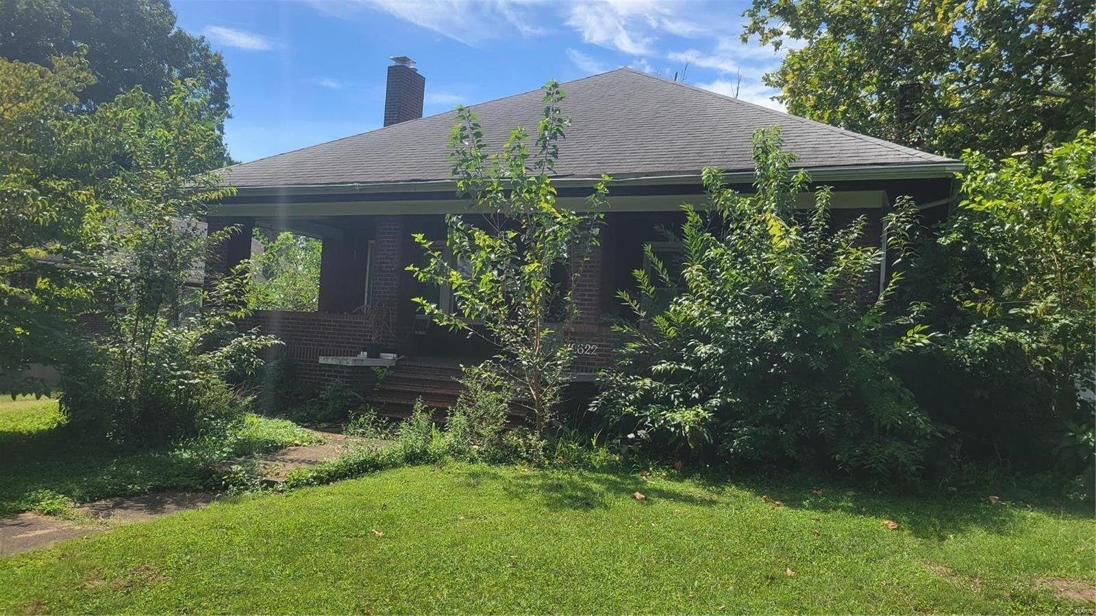 Terrace Ln, Saint Louis, MO 63136