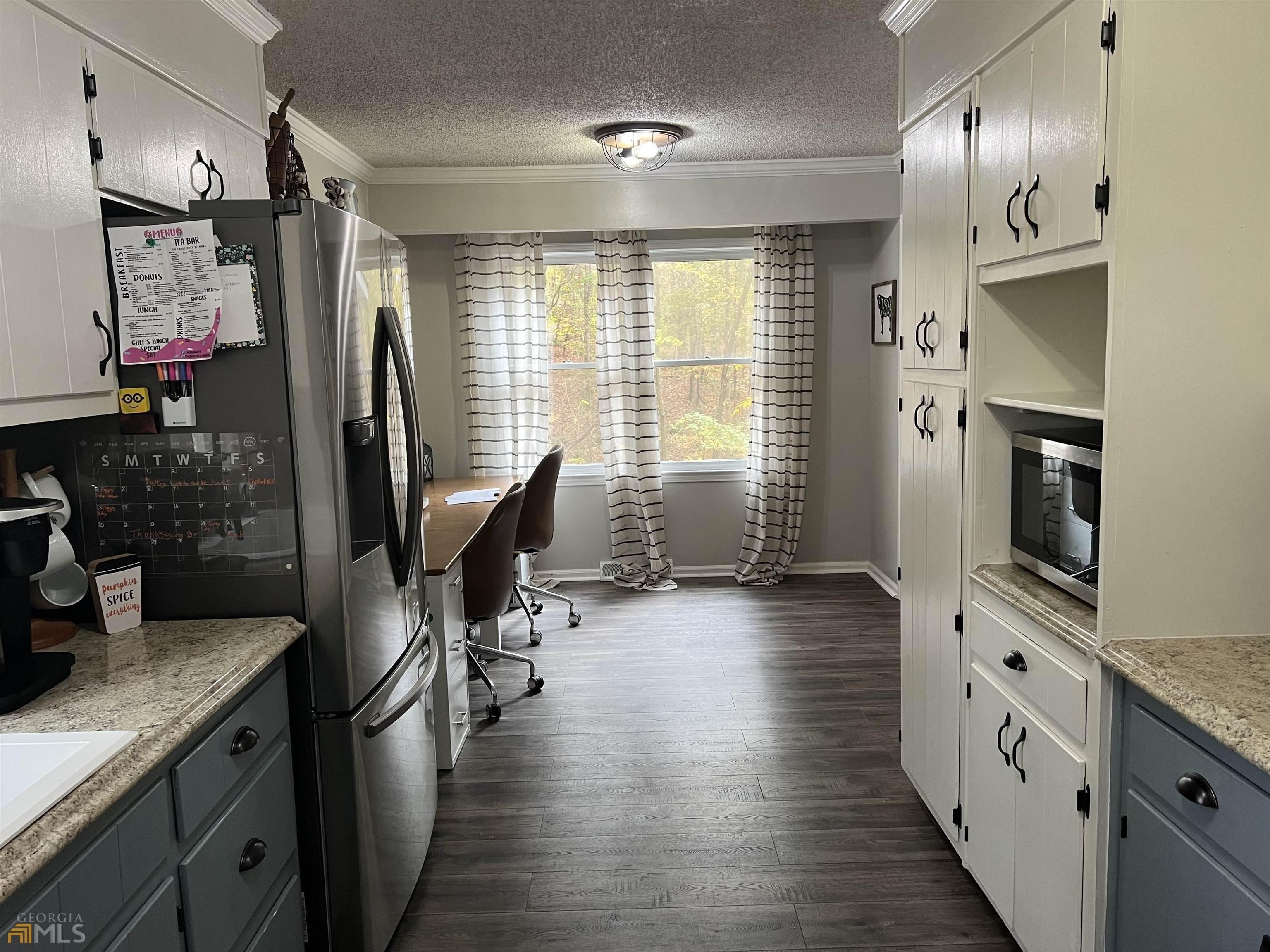 Rustica Dr, Newnan, GA 30263