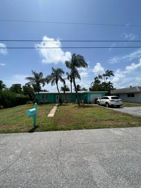 Carandis Cir, West Palm Beach, FL 33406