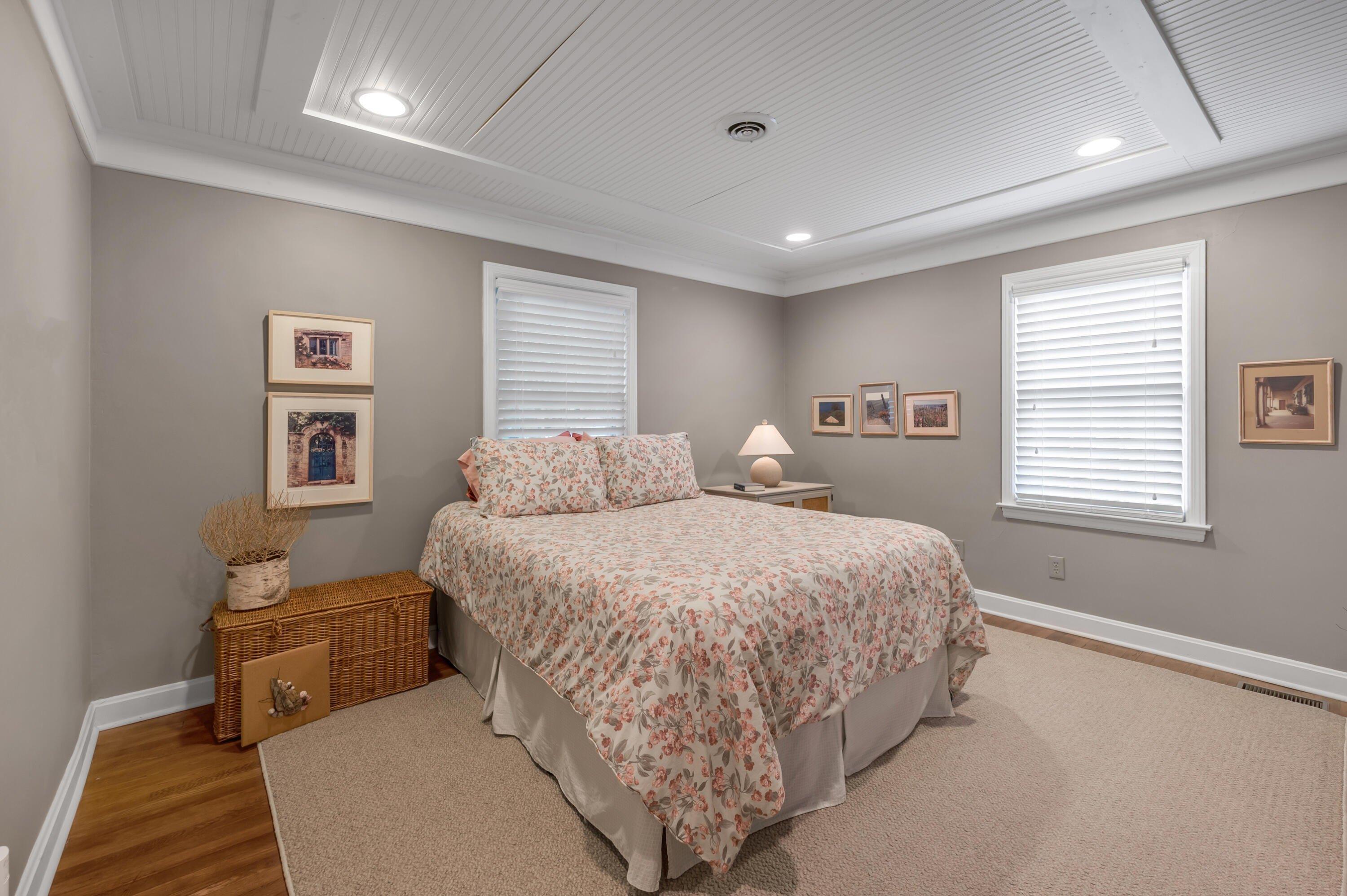 Henry Clay Blvd, Lexington, KY 40502