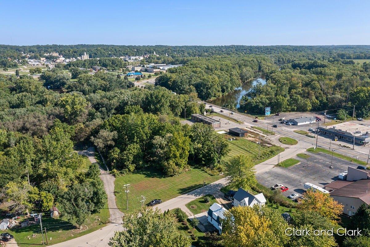 Miller St, Ionia, MI 48846