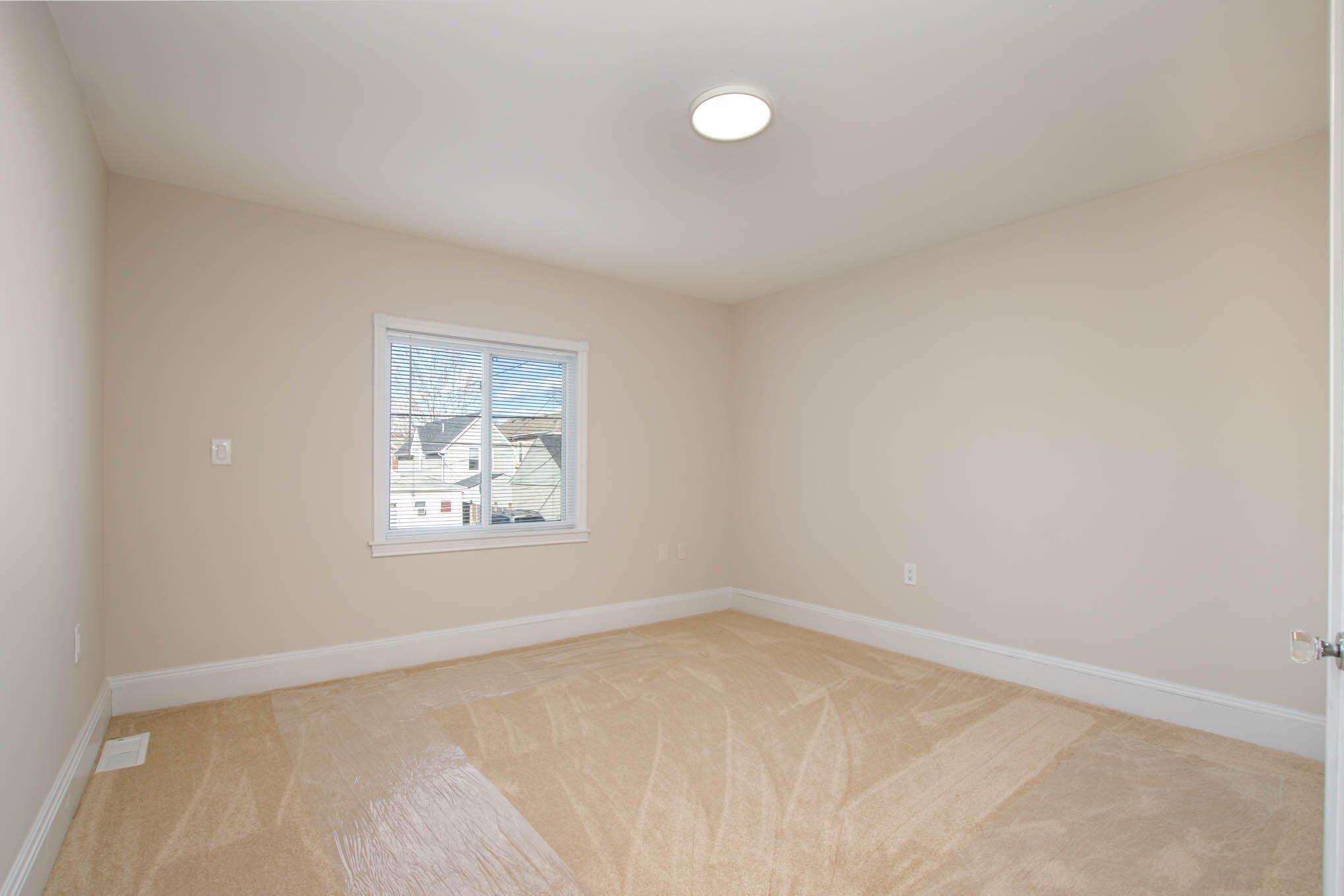 Oak St, Ludlow, KY 41016