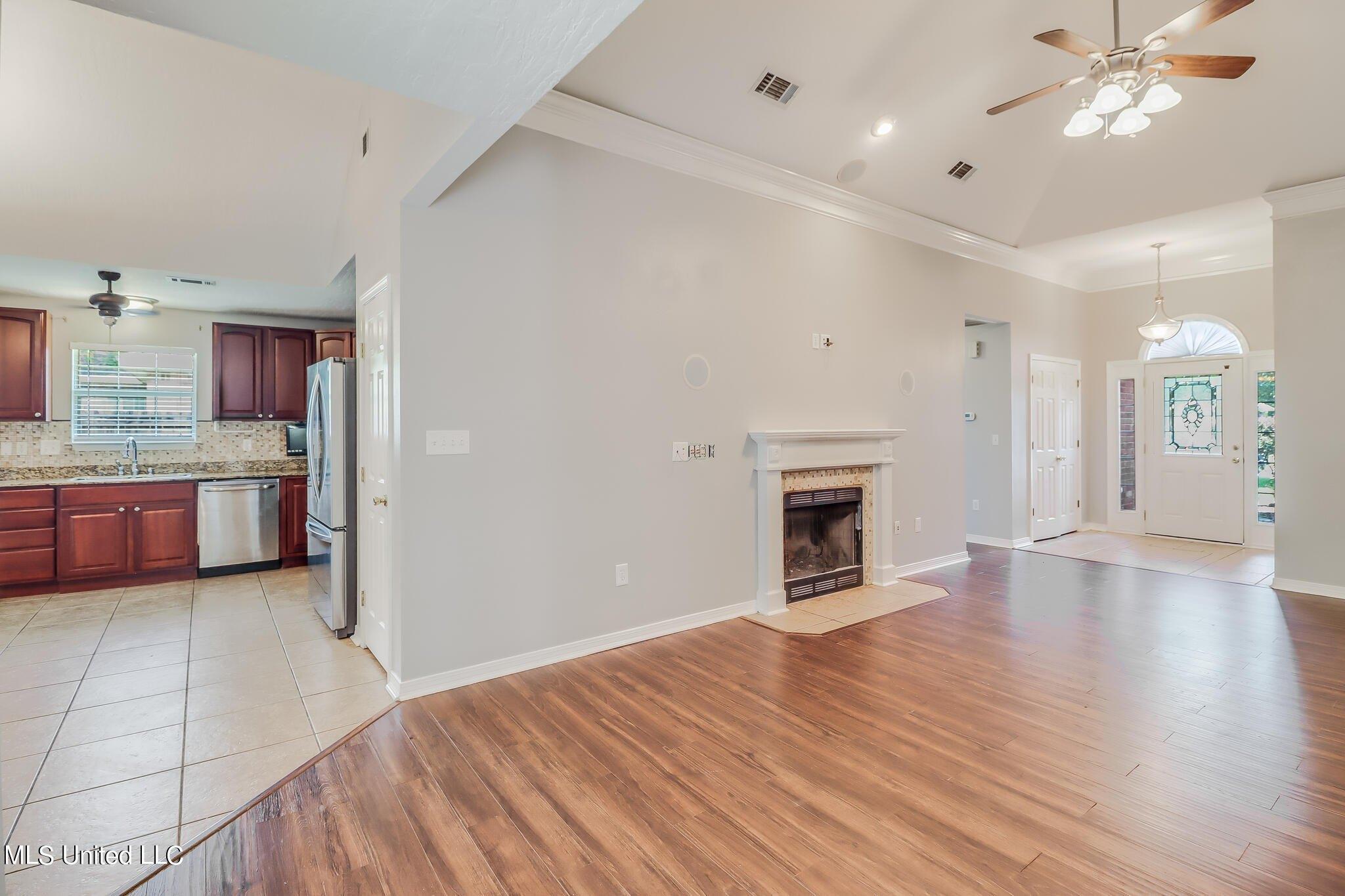 Westwind Dr, Biloxi, MS 39532
