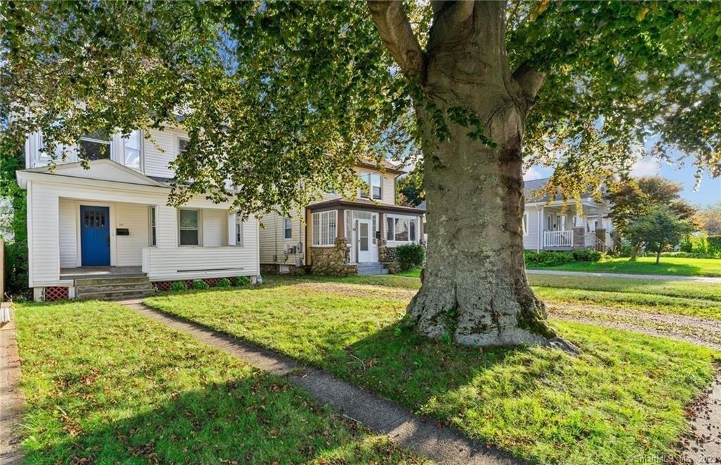 School St, New London, CT 06320
