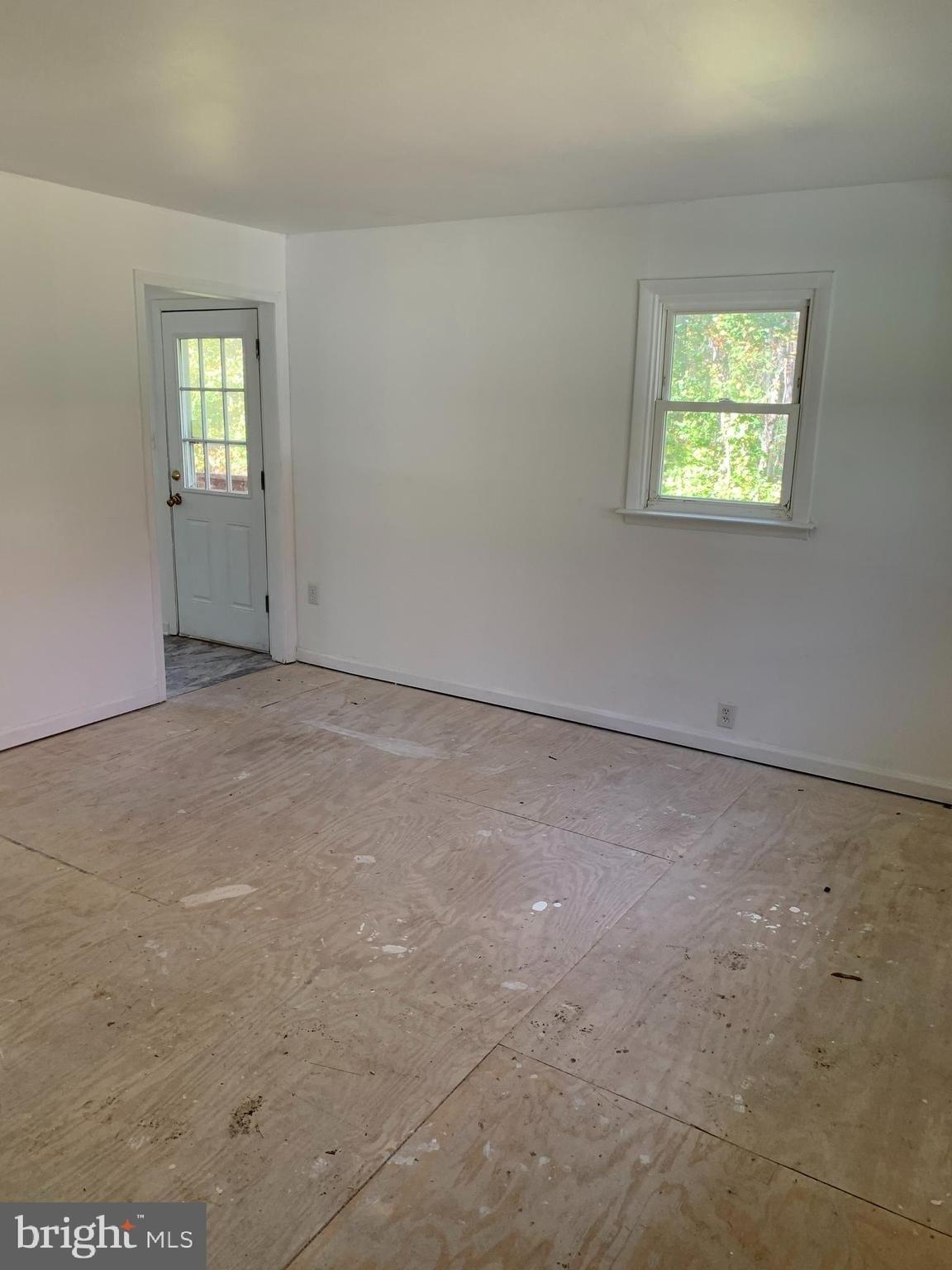 Glen Ave, Lanham, MD 20706