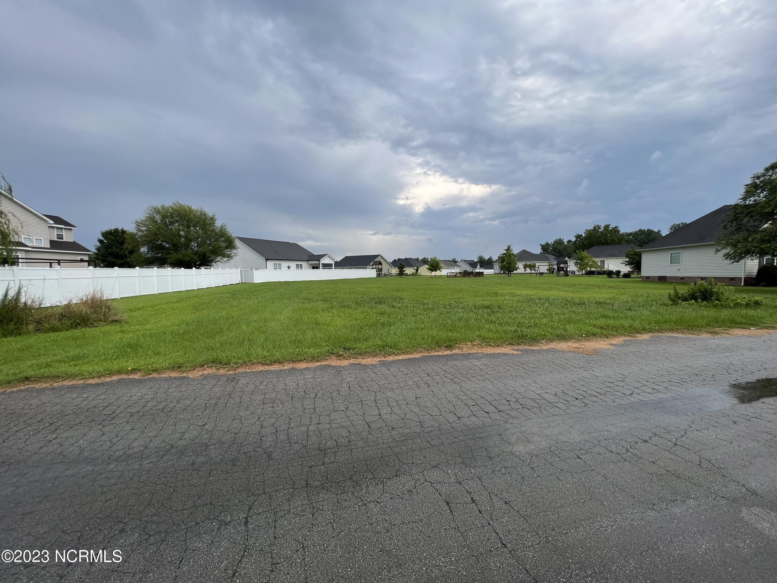 Eureka Ave, Washington, NC 27889