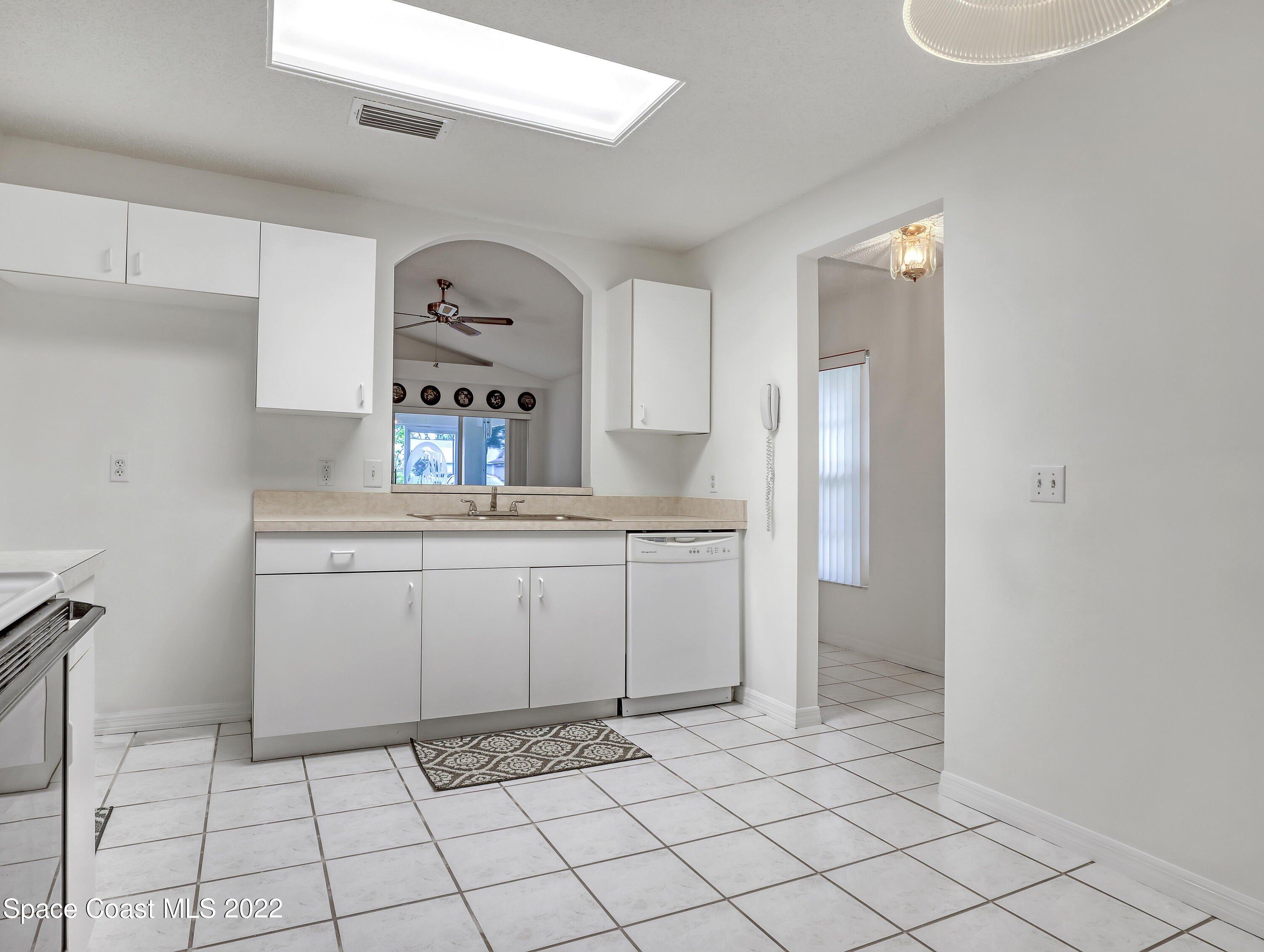 Cypress Bend Cir, Melbourne, FL 32934