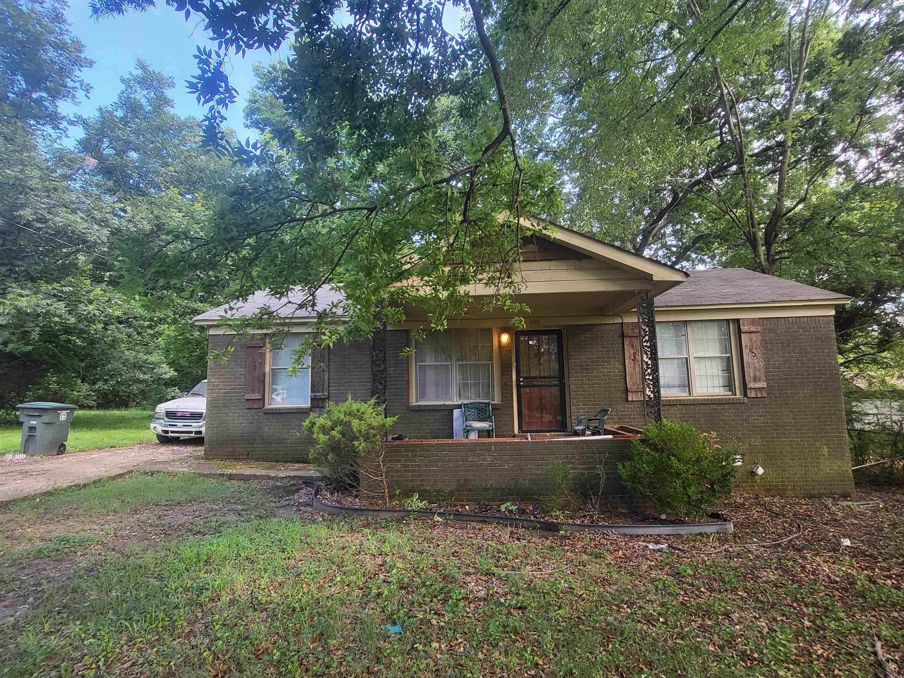 Granada Rd, Memphis, TN 38109