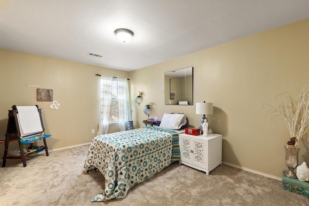 Dover Heights Trl, Mansfield, TX 76063