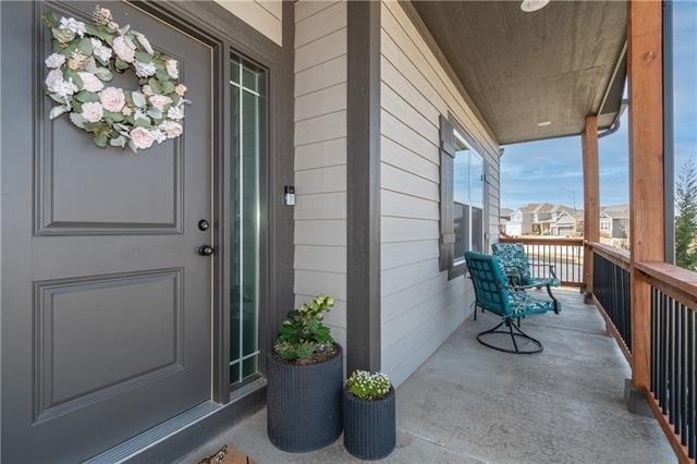 Se Colonial Dr, Blue Springs, MO 64014