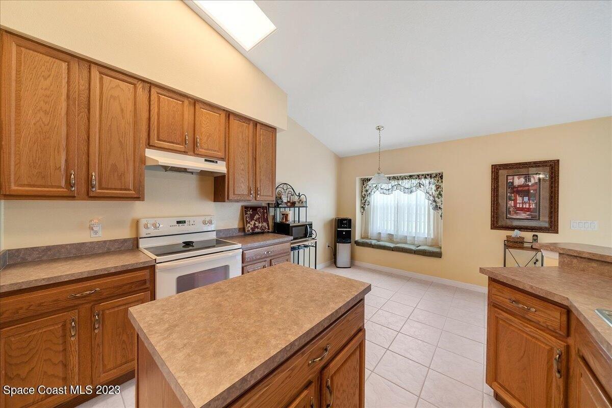 Glenhaven Ave, Cocoa, FL 32927