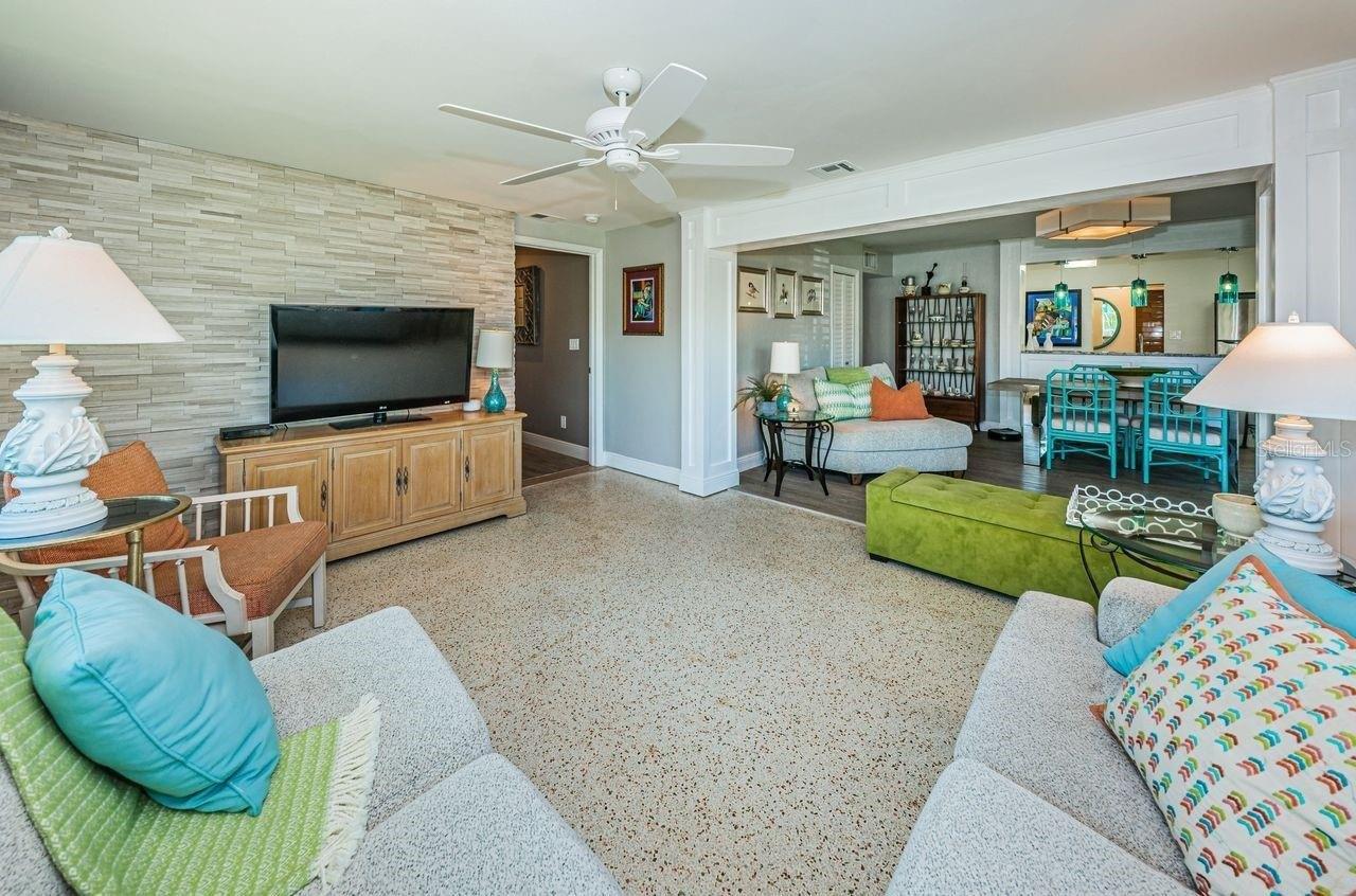 Baywood Dr W, Dunedin, FL 34698