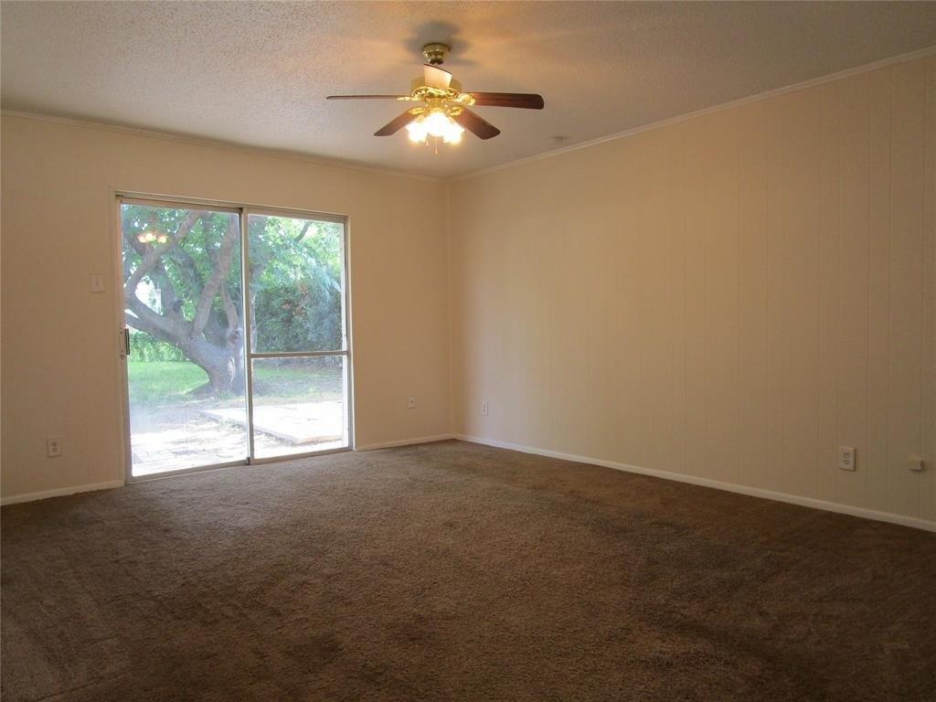 Shorehaven Dr, Garland, TX 75040
