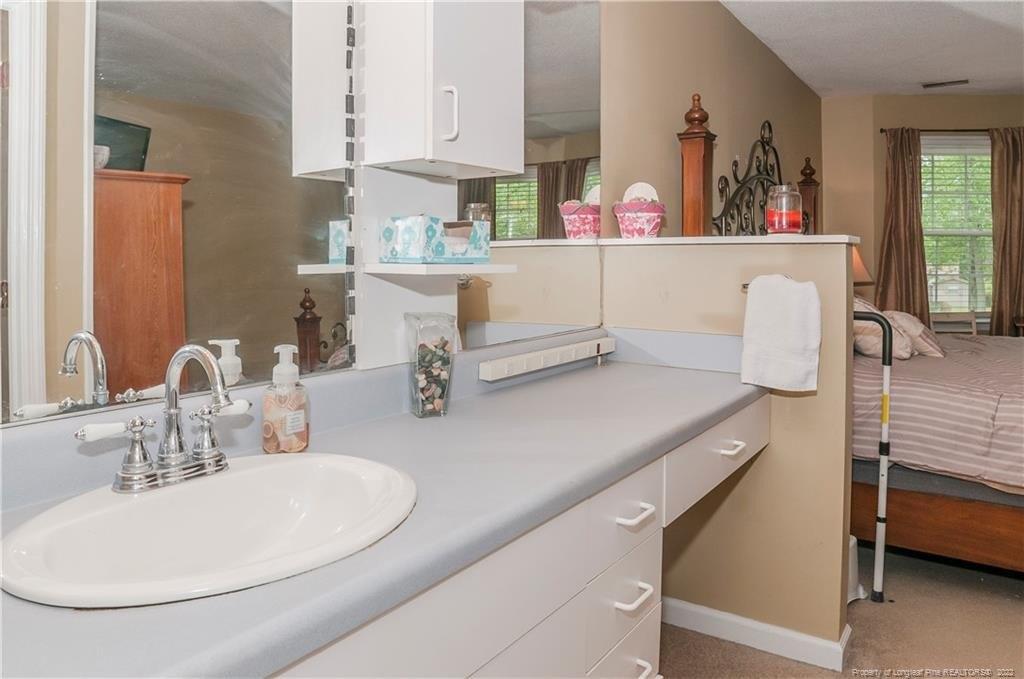 Danville Dr, Fayetteville, NC 28311
