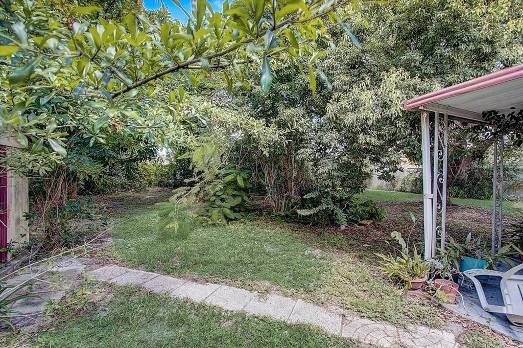 Cosmos Dr, Orlando, FL 32807