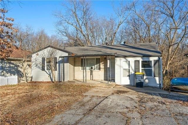 N Richmond Ave, Kansas City, MO 64119