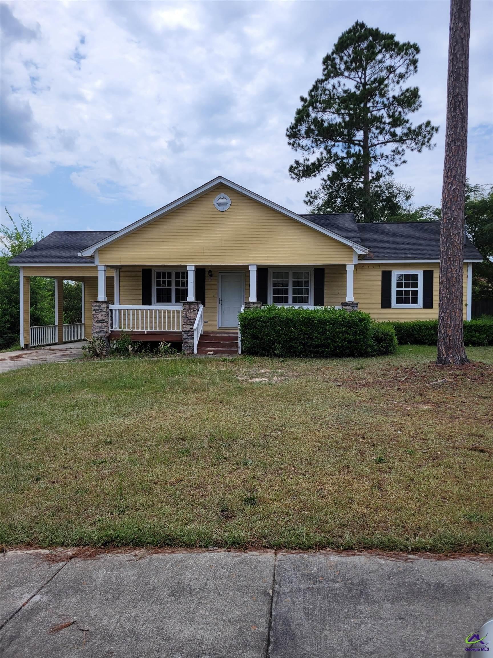 Thrasher Cir, Macon, GA 31206