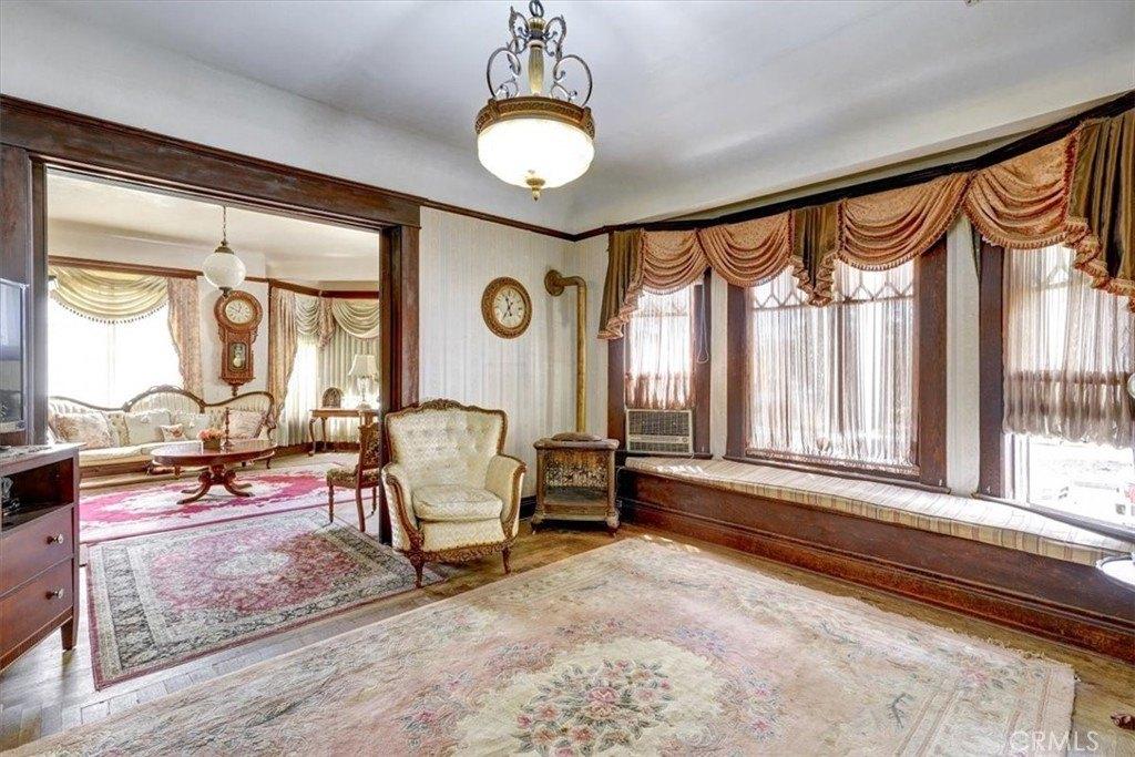 S Mount Vernon Ave, San Bernardino, CA 92410