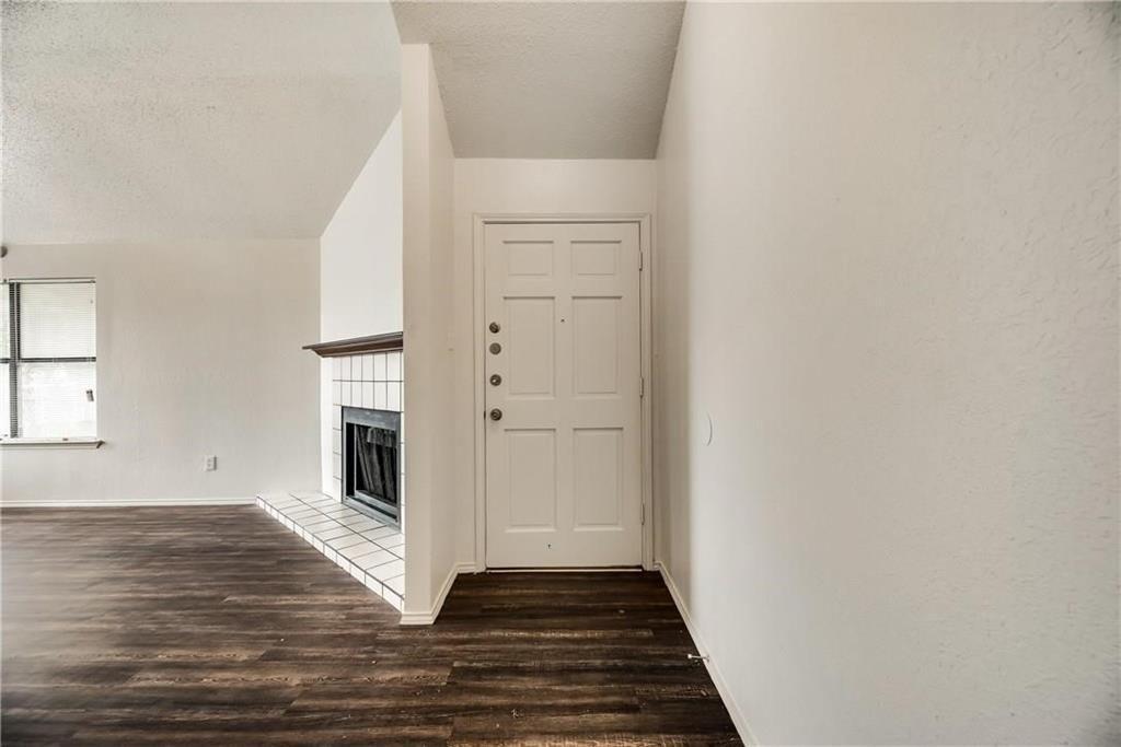 Oak Branch Ln, Dallas, TX 75227