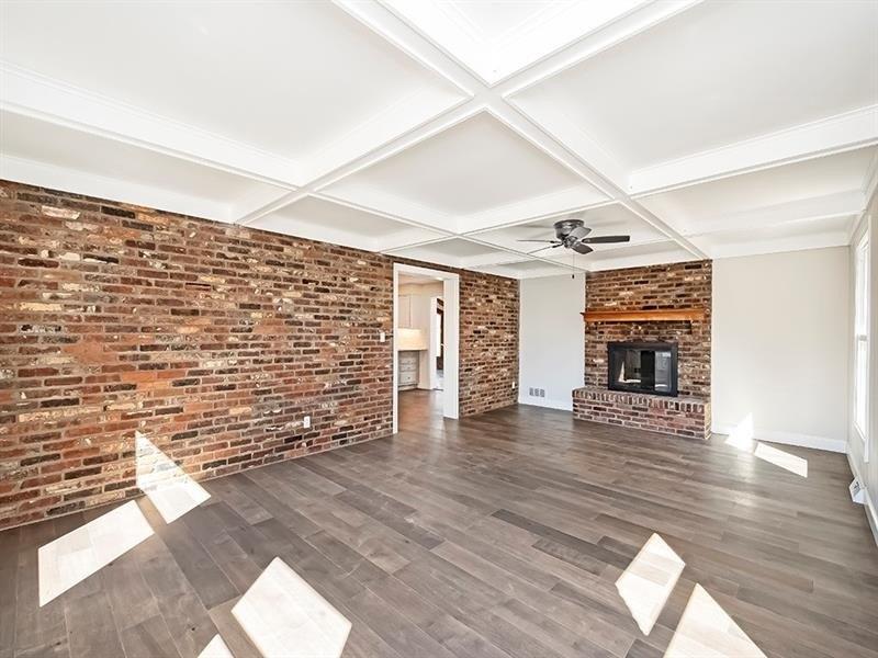 Lexington Dr, Canonsburg, PA 15317