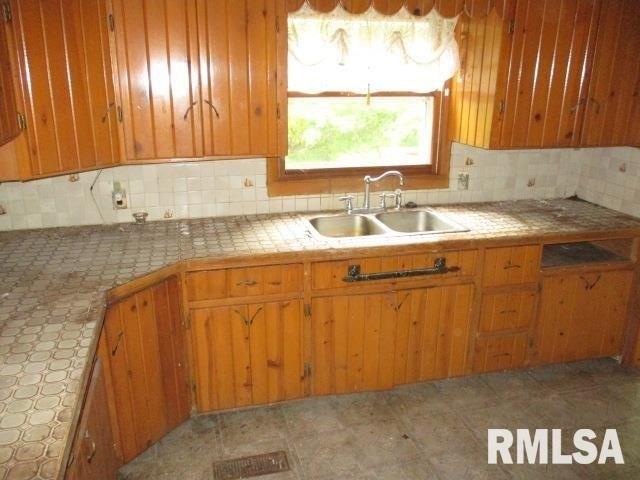 County Road 800 N, Varna, IL 61375