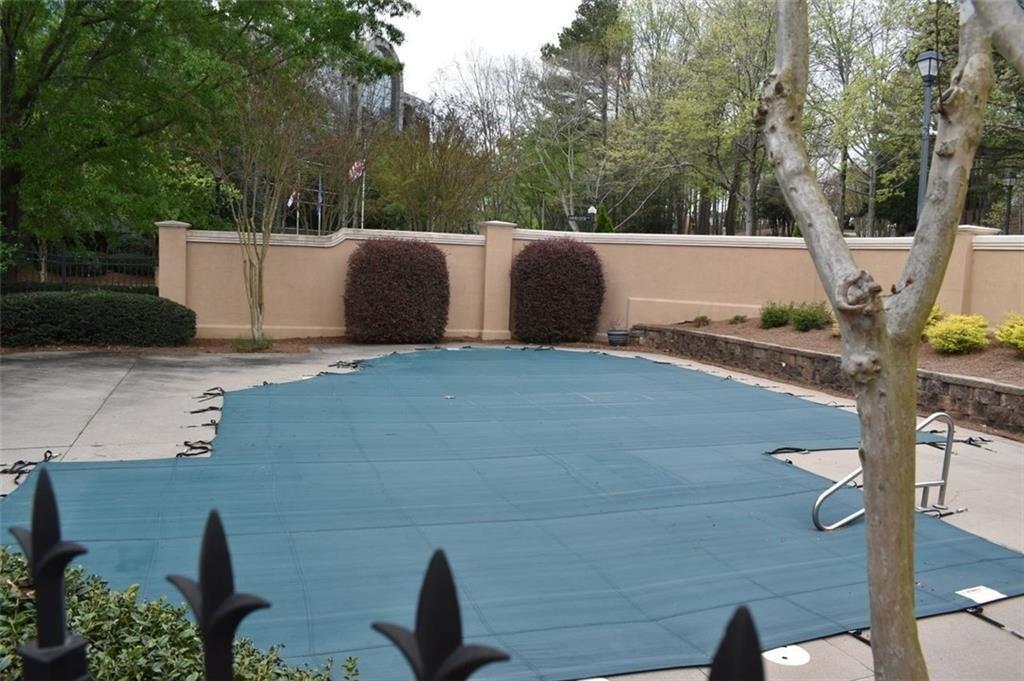 Ashford Cir, Atlanta, GA 30338