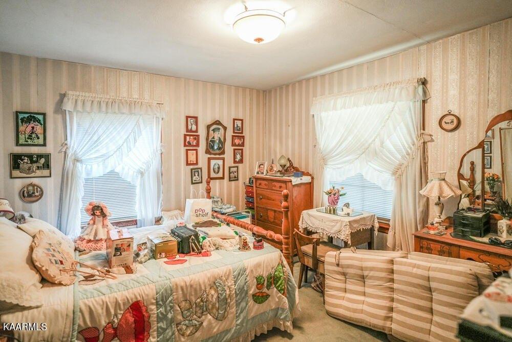 Waller Ave, Maryville, TN 37803
