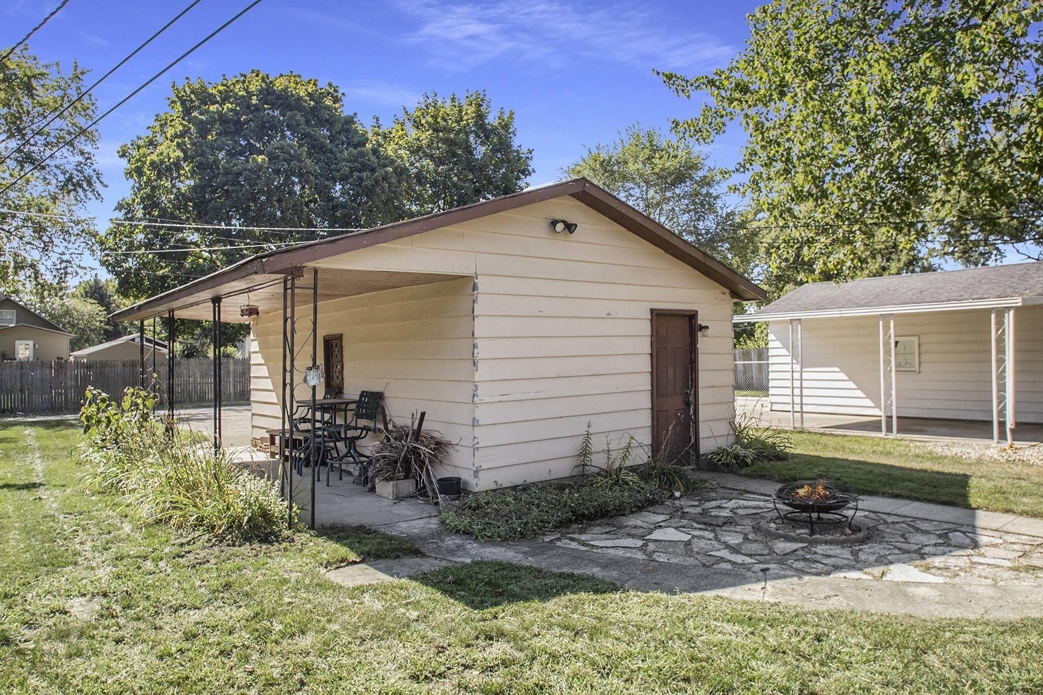Mcpherson St, Elkhart, IN 46514