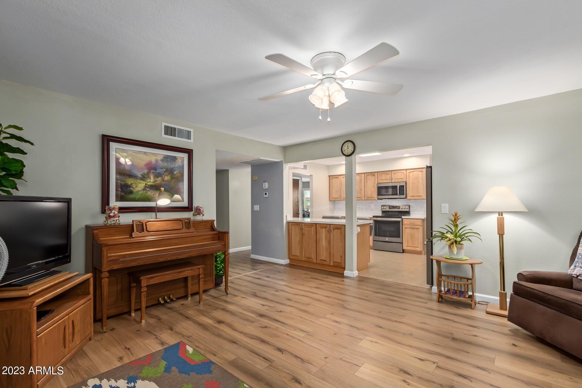 E Crescent Ave, Mesa, AZ 85206