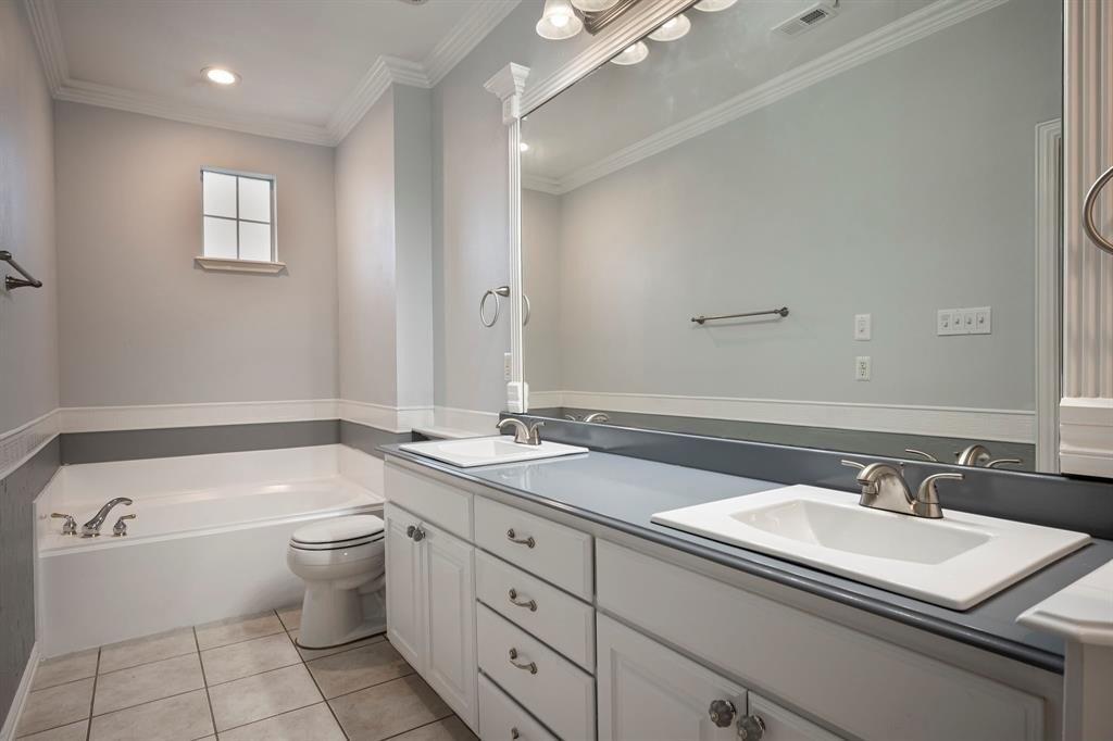 Corbeau Dr, Irving, TX 75038