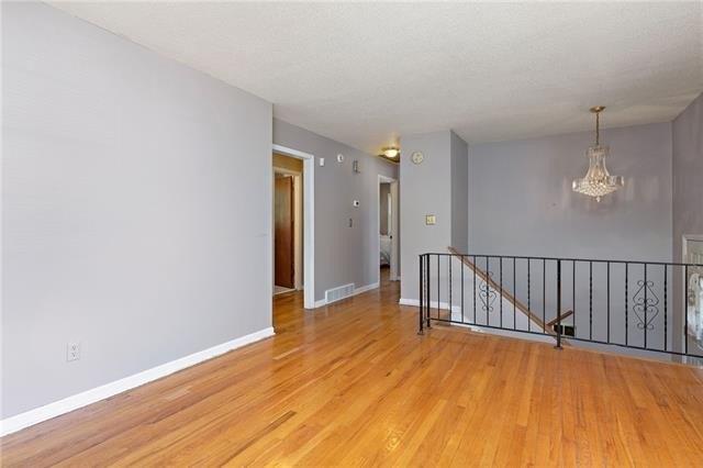 Oakland Ave, Kansas City, MO 64138