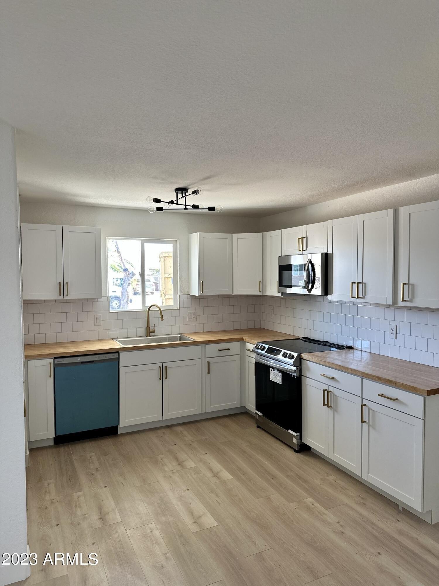 E Garnet Ave, Mesa, AZ 85209