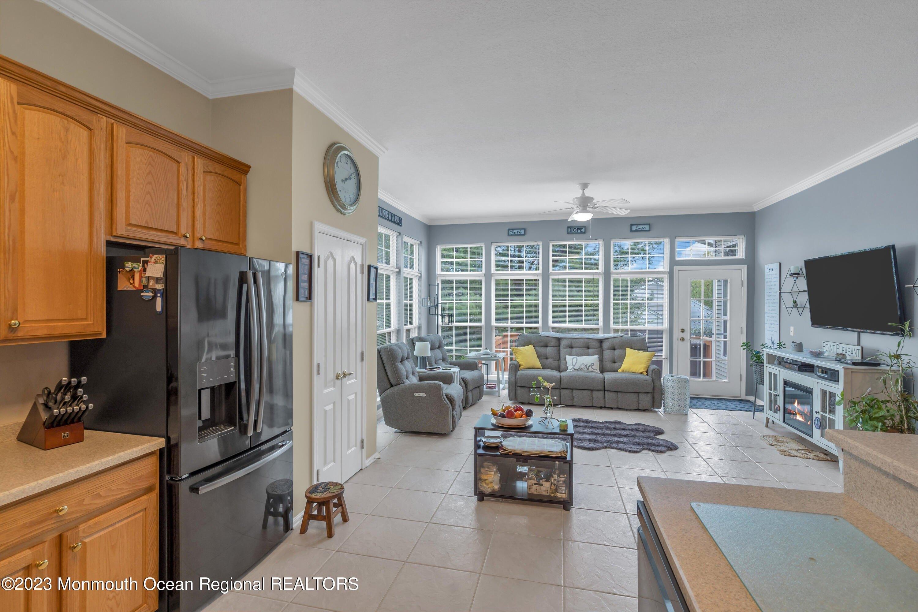 Silverside Rd, Lakewood, NJ 08701