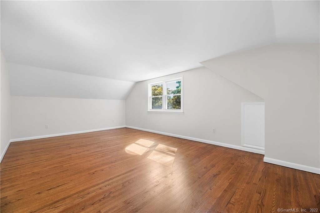 Taunton Lake Dr, Newtown, CT 06470