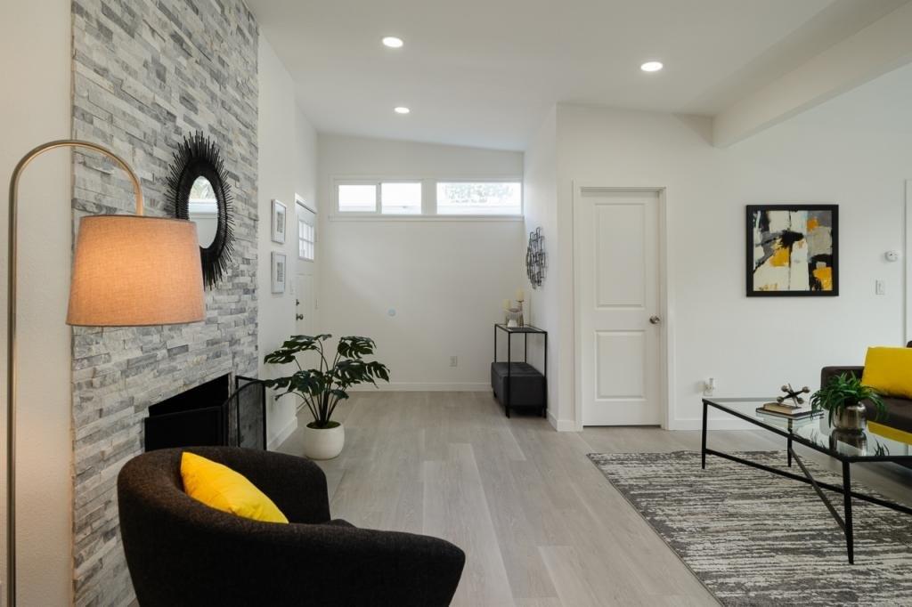 Kyle St, Tujunga, CA 91042