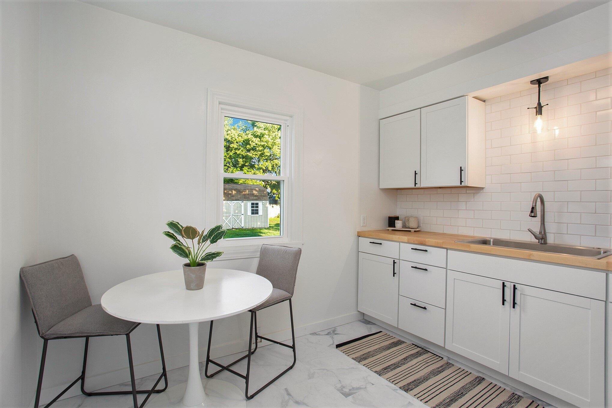 Clay Ave Sw, Grand Rapids, MI 49548