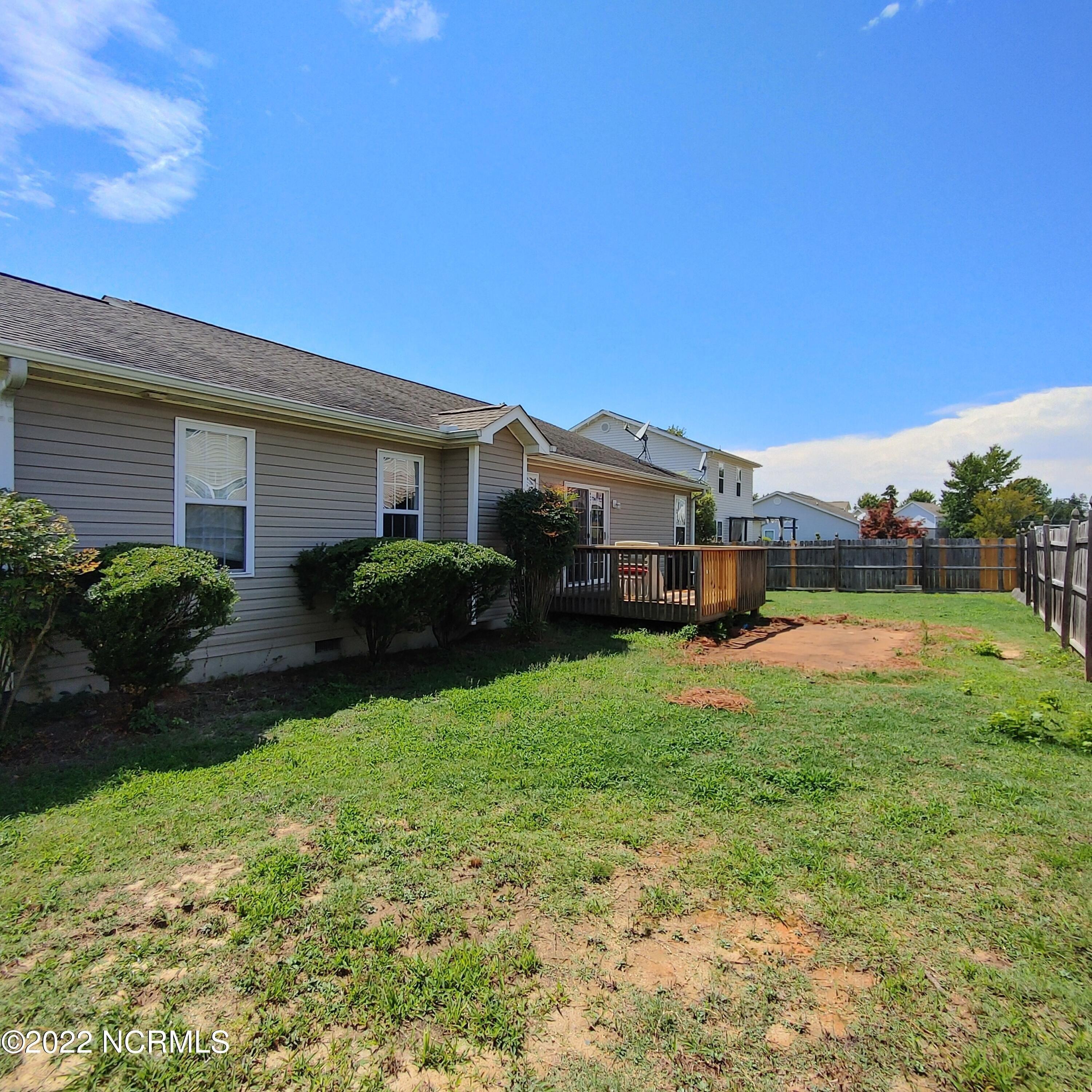 Savannah Garden Dr, Carthage, NC 28327