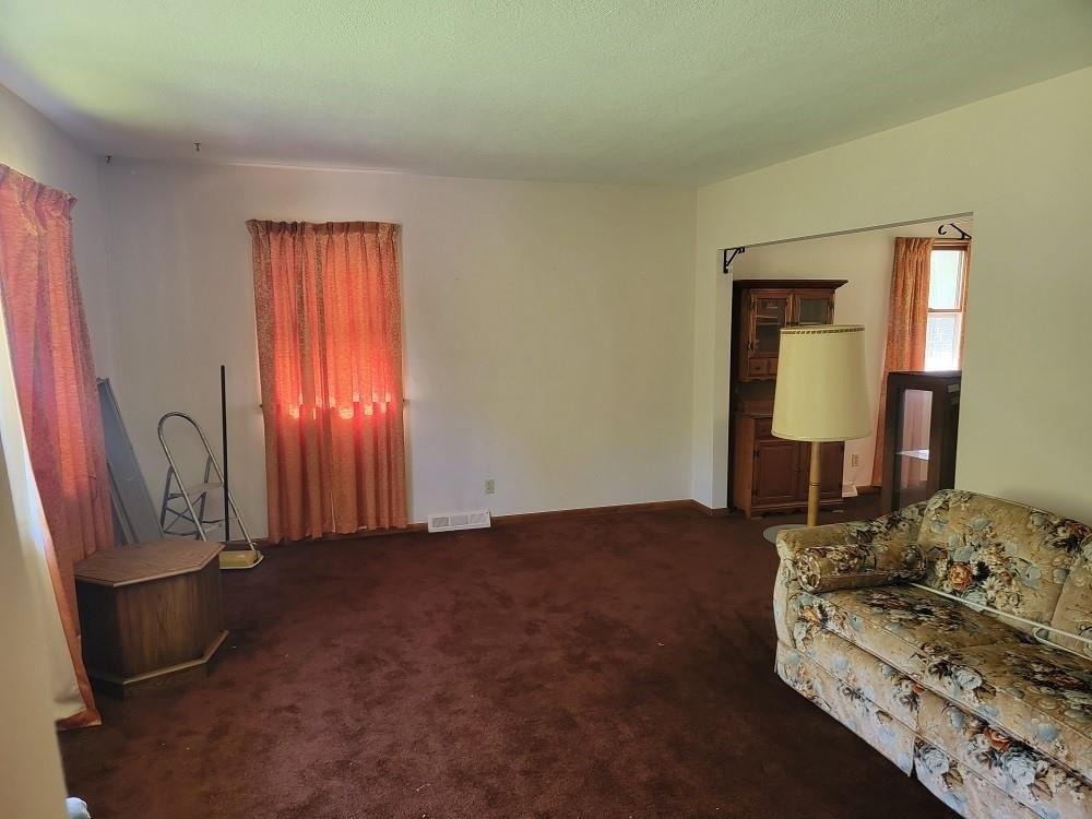 E 30th St, Des Moines, IA 50317