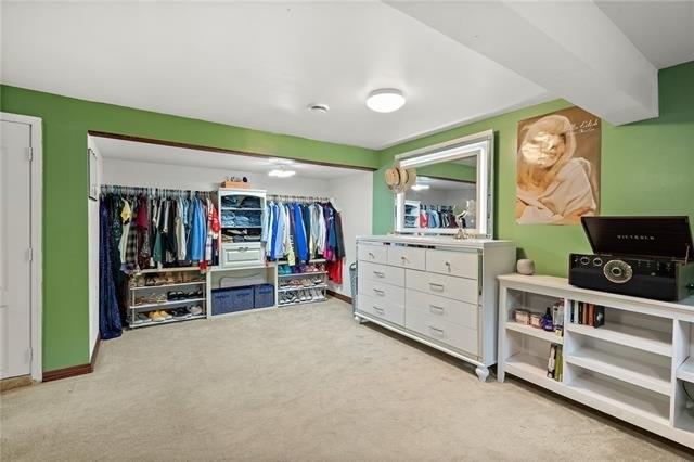 N Hardesty Ave, Kansas City, MO 64119