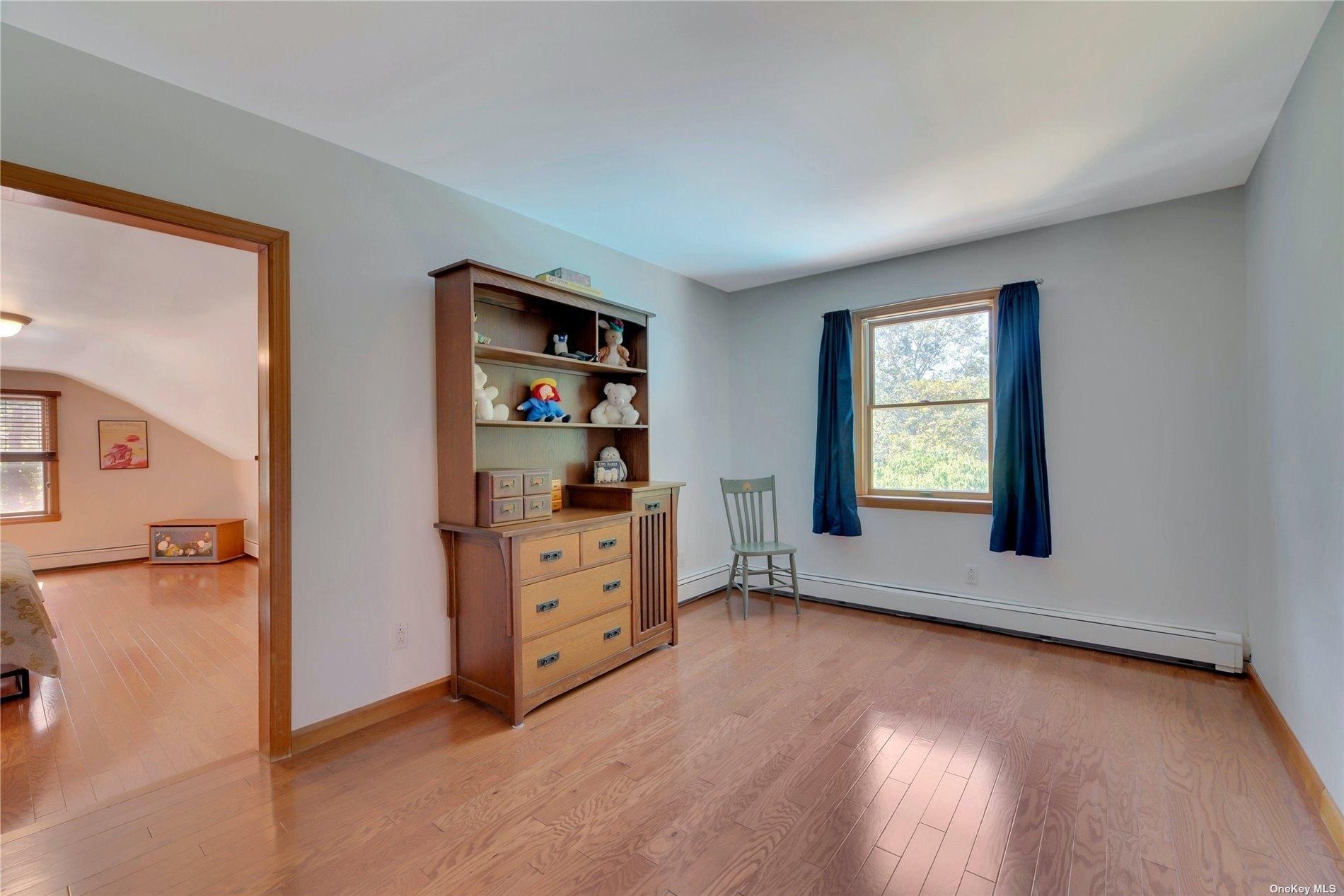Harper Rd, Calverton, NY 11933