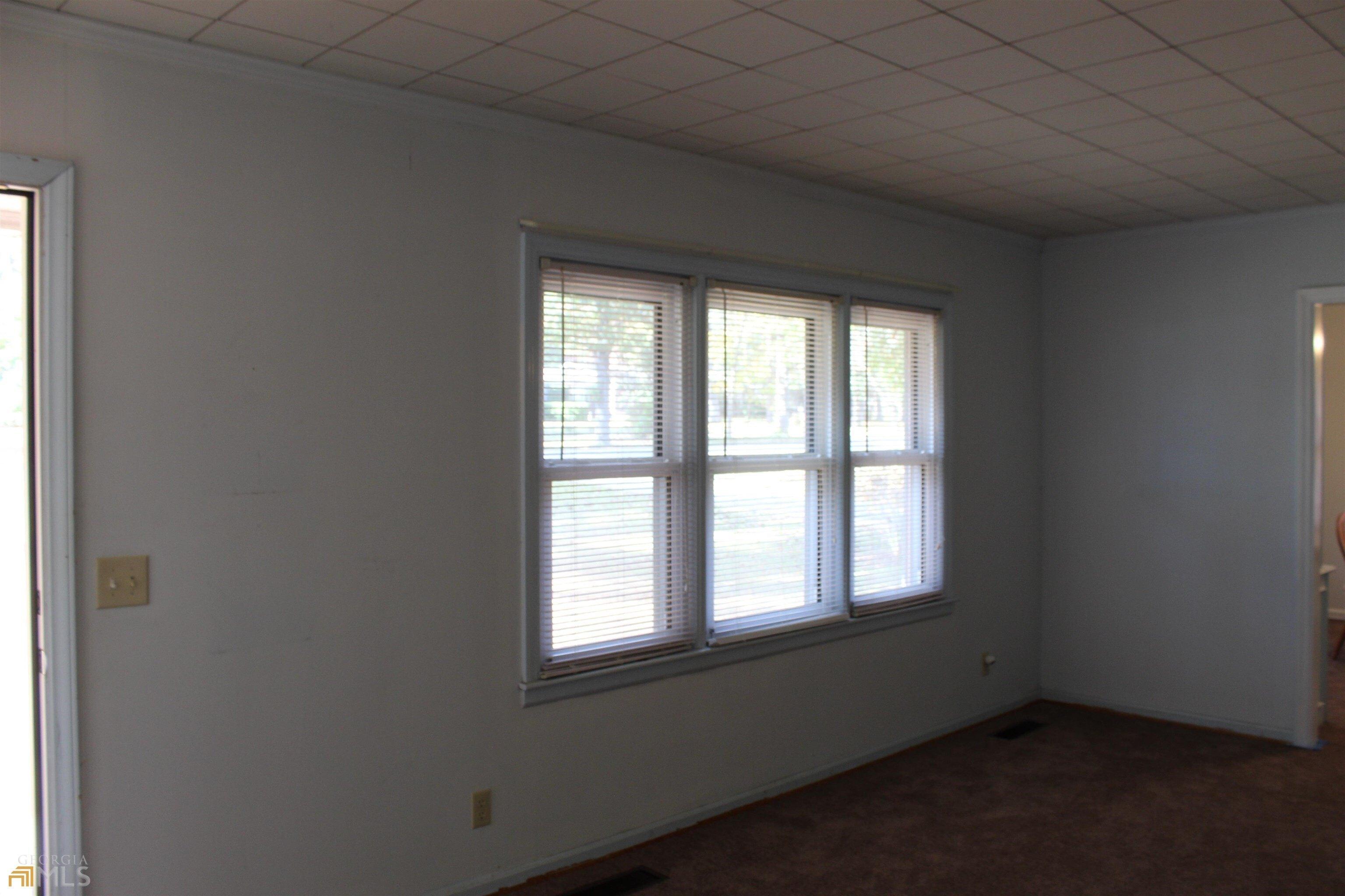 Pine Dr, Eastman, GA 31023