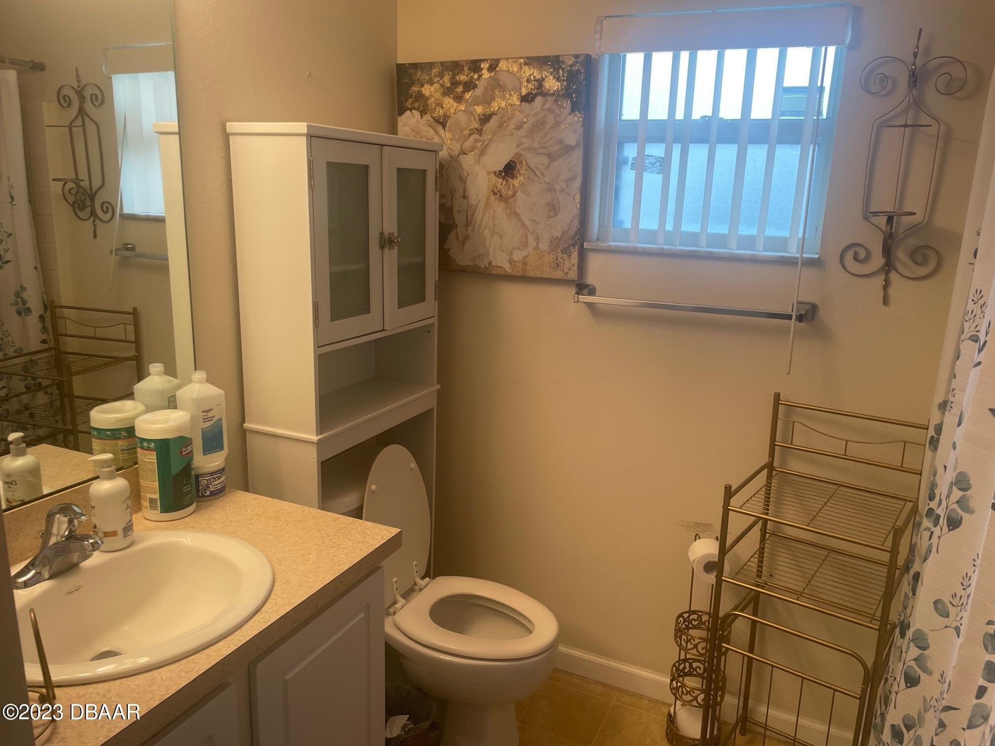 Hollywood St, Daytona Beach, FL 32117