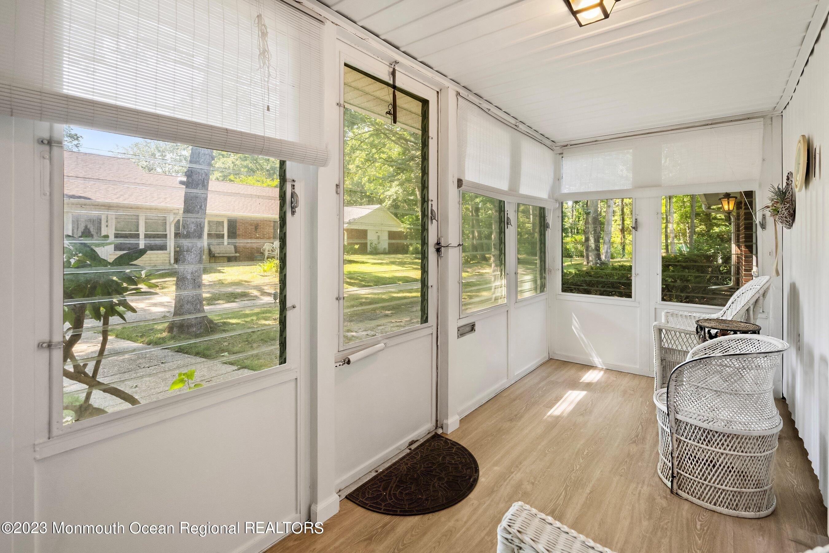 Kingston Ct, Lakewood, NJ 08701